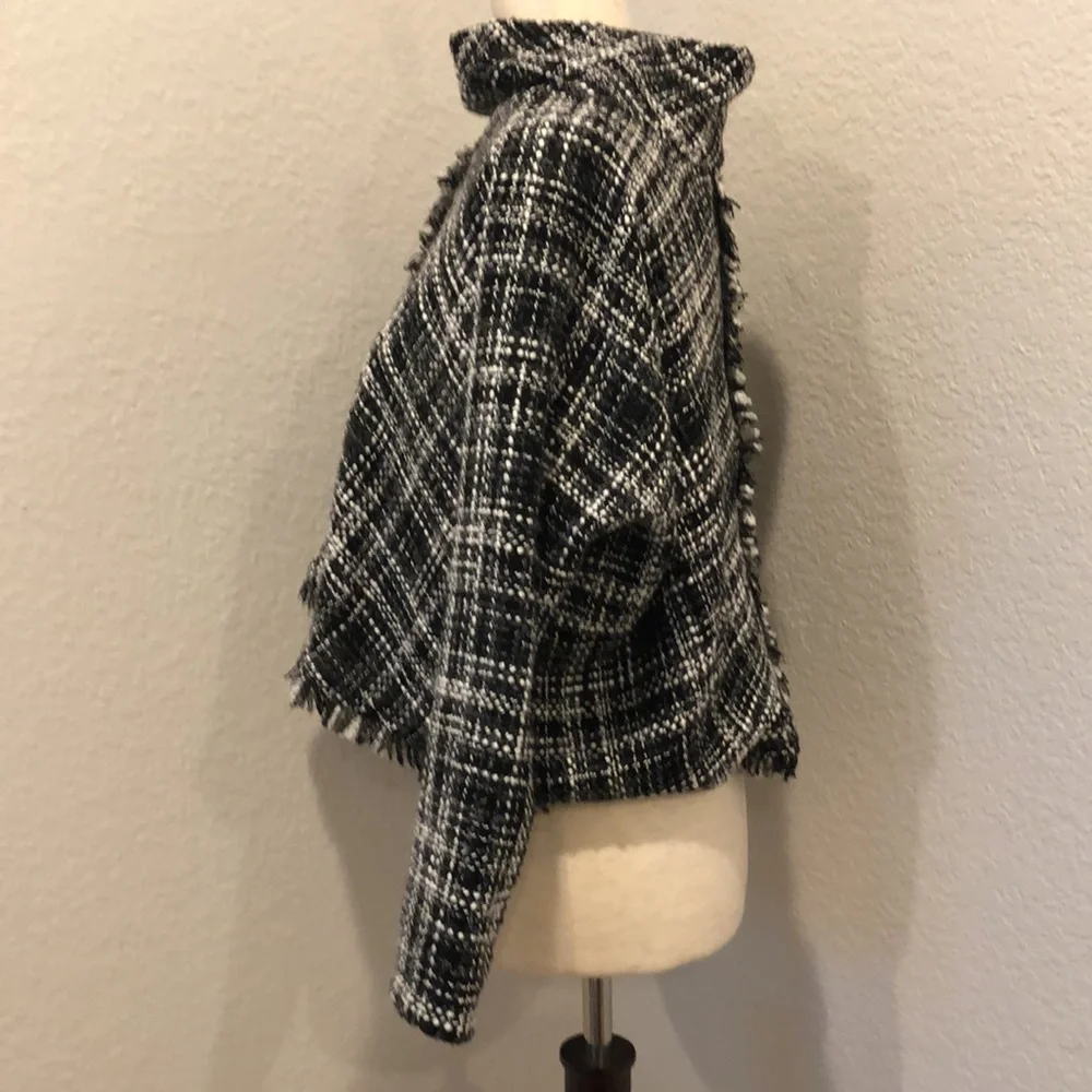 ❌ SOLD ❌Zara Women’s Tweed Pullover (S) - Picture 4 of 7